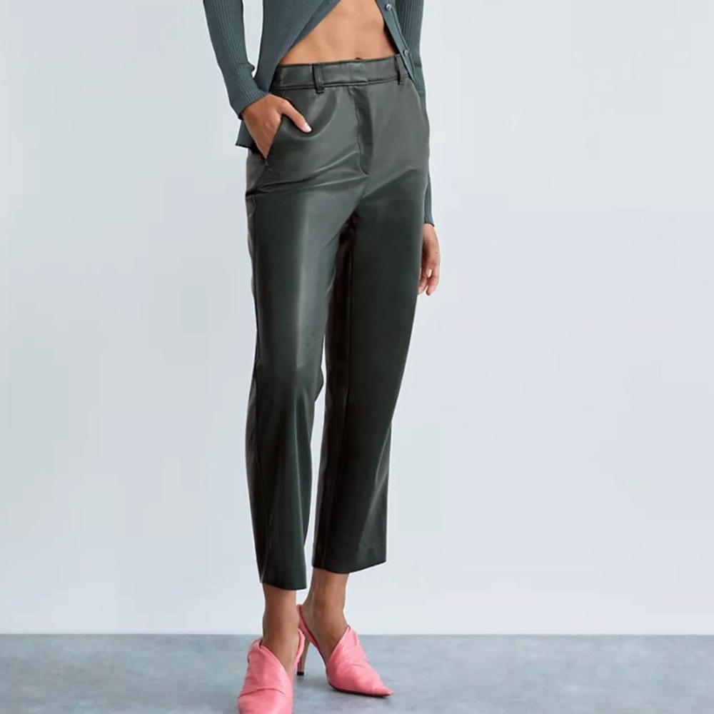 Aritzia babaton command cropped pants